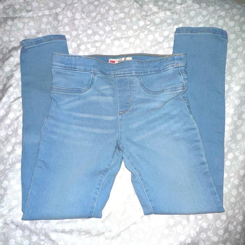 Girls size 8 Levi’s jeggings